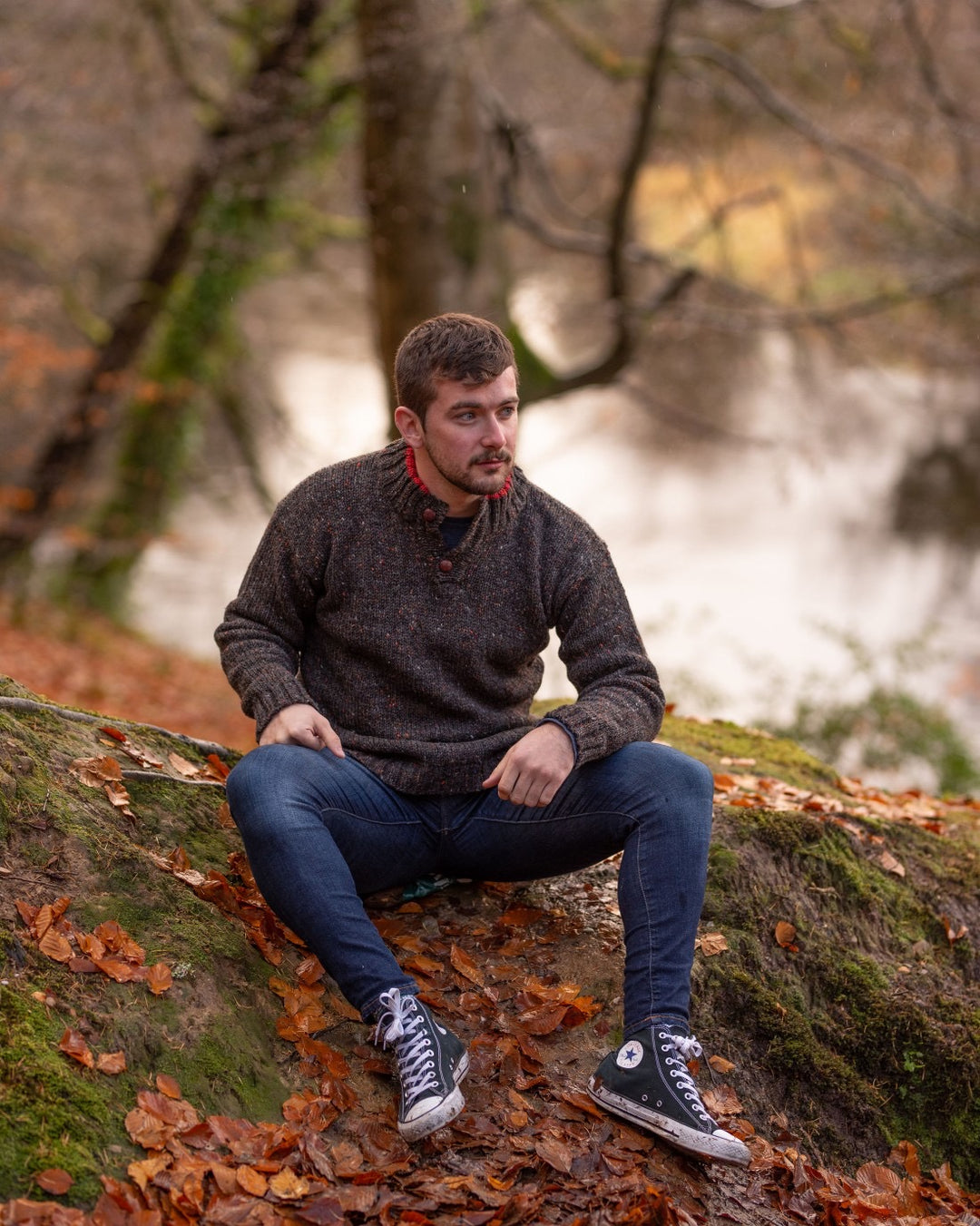 Men’s Buttoned Collar Sweater