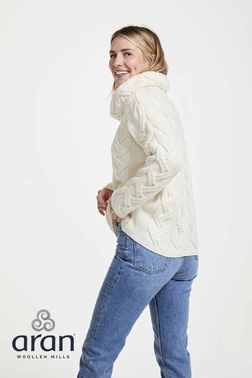 Merino Wool Chunky Cable Cowl Sweater