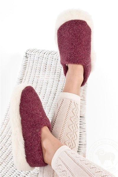 Merino Wool Slippers (Unisex.) Dark Red