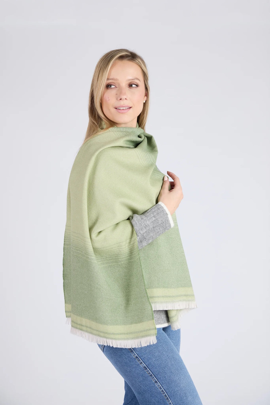 Foxford Traditional Blanket Green Extra Fine Merino Scarf. 4412b2