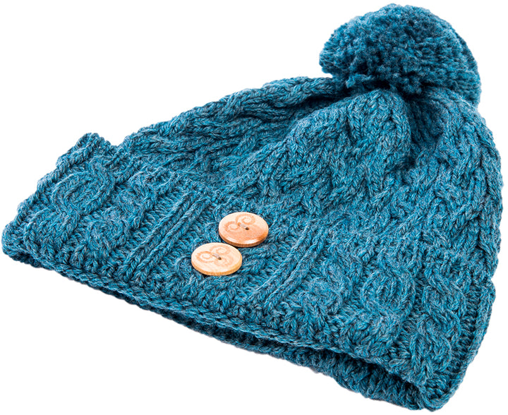 Supersoft Merino hat with 2 Triskle Buttons